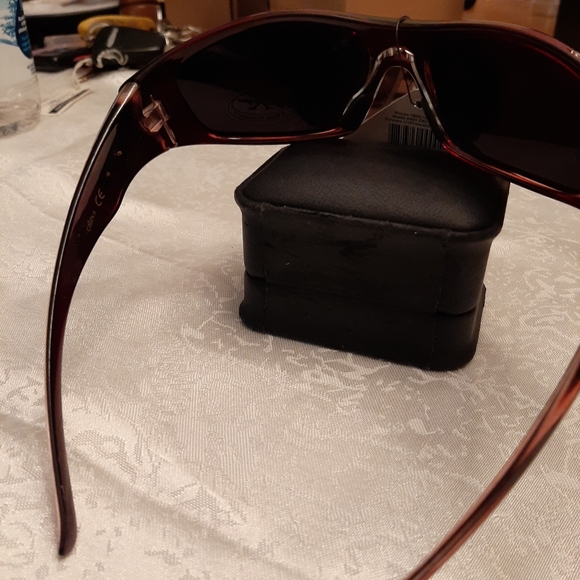 Man's Sunglasses - Picture 5 of 8